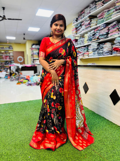 Mashmellow georgette 
Contrast border