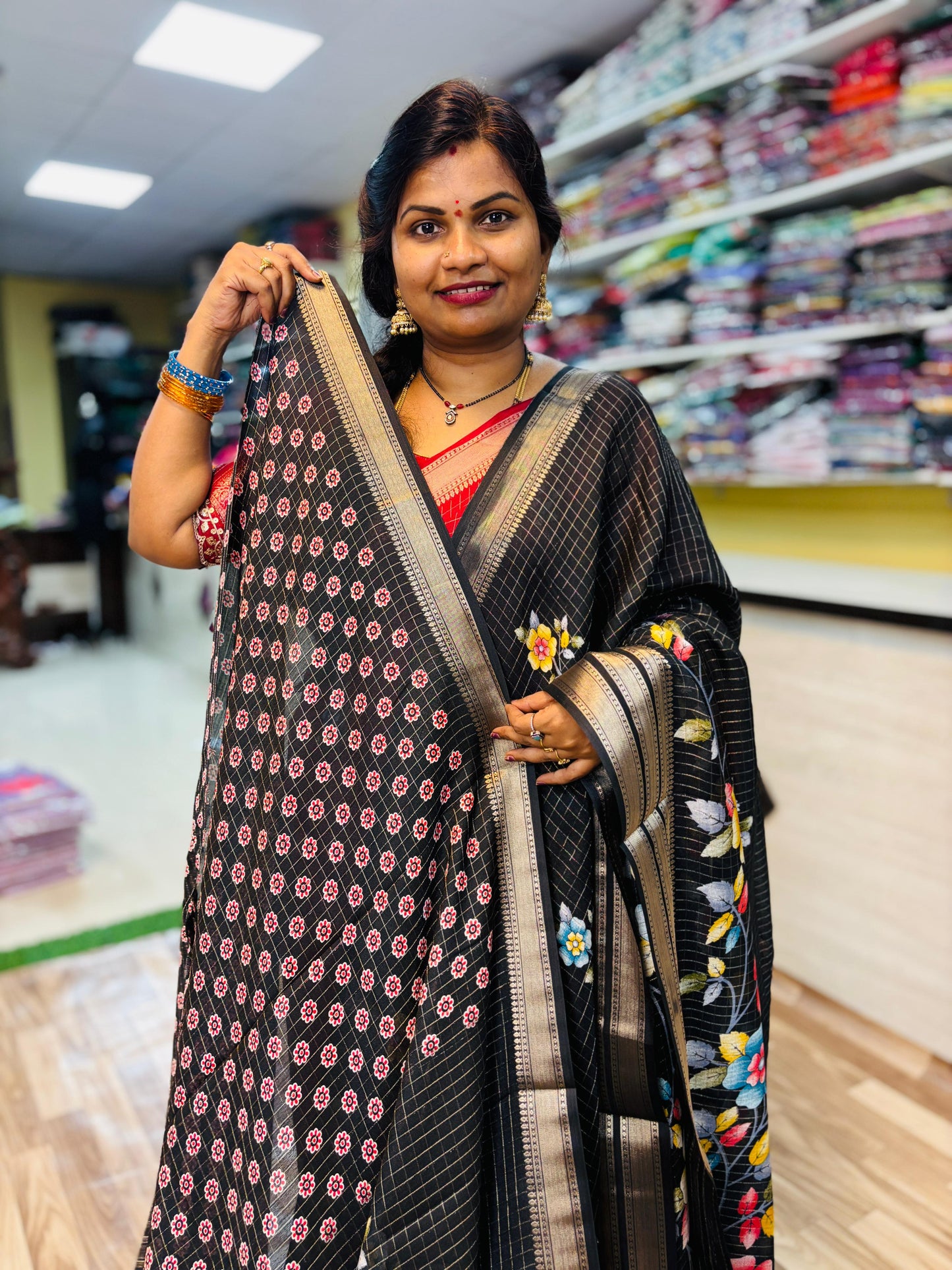 Vintage Mangalagiri Pattu with floweral detailings