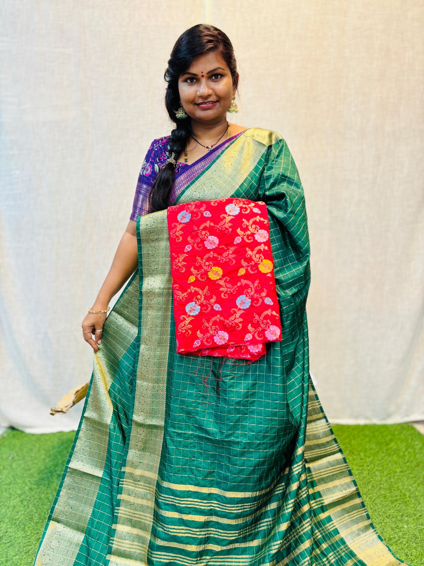 Moonga Pattu Saree