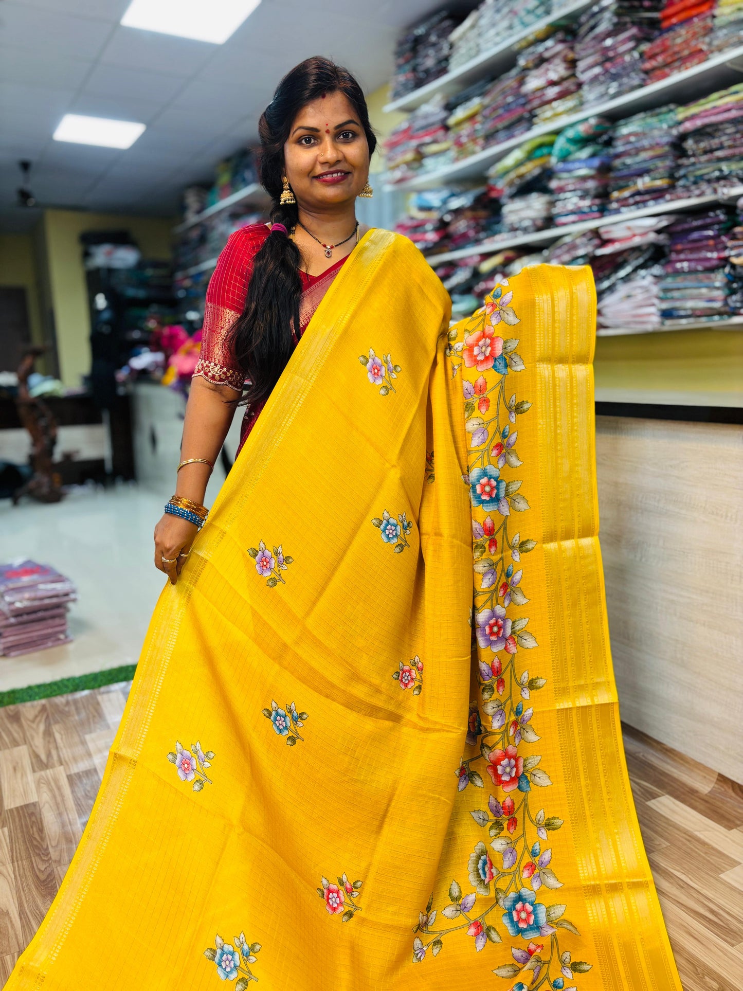 Vintage Mangalagiri Pattu with floweral detailings