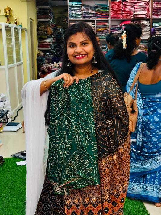 Azrak Chiffon Saree