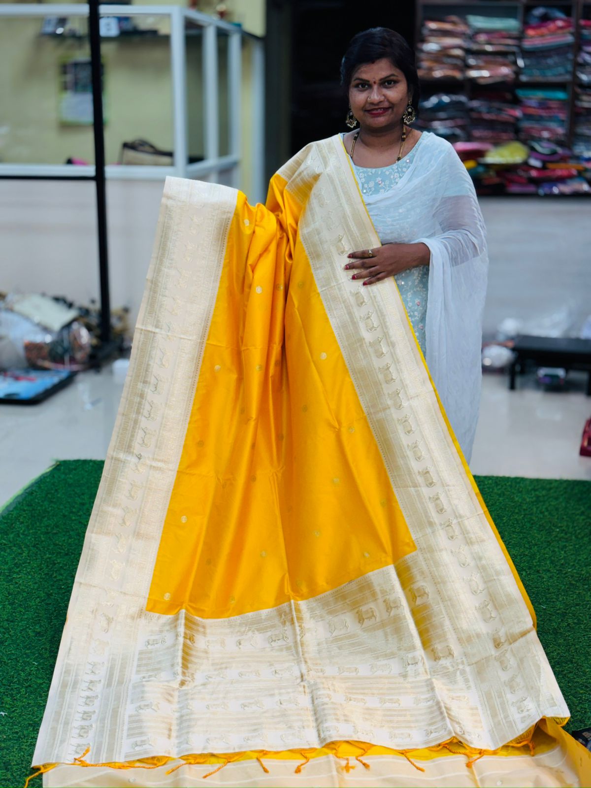 Kamadhenu Gadwals Sarees