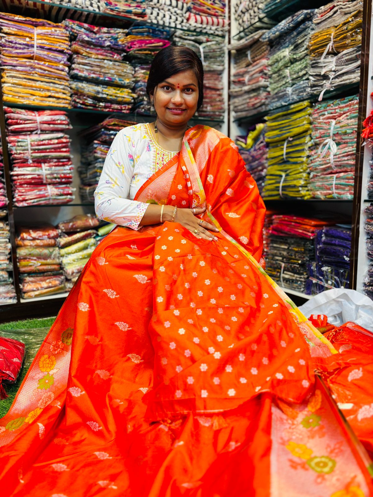 Banarasi pithani Meenakari Weavings
