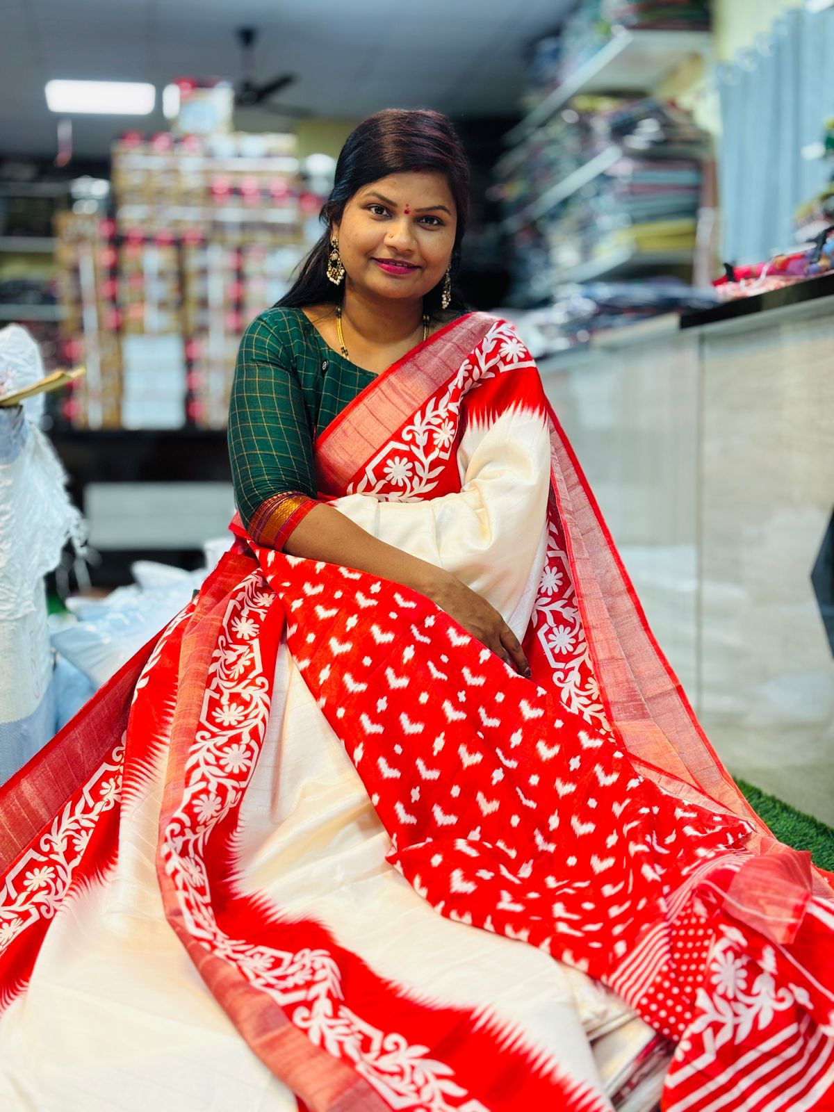 Mashroom Silk Sarees ( unstitched )