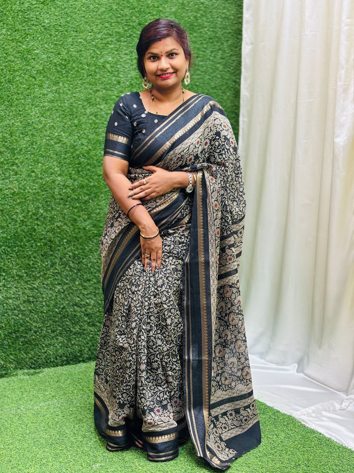 Azrak silk