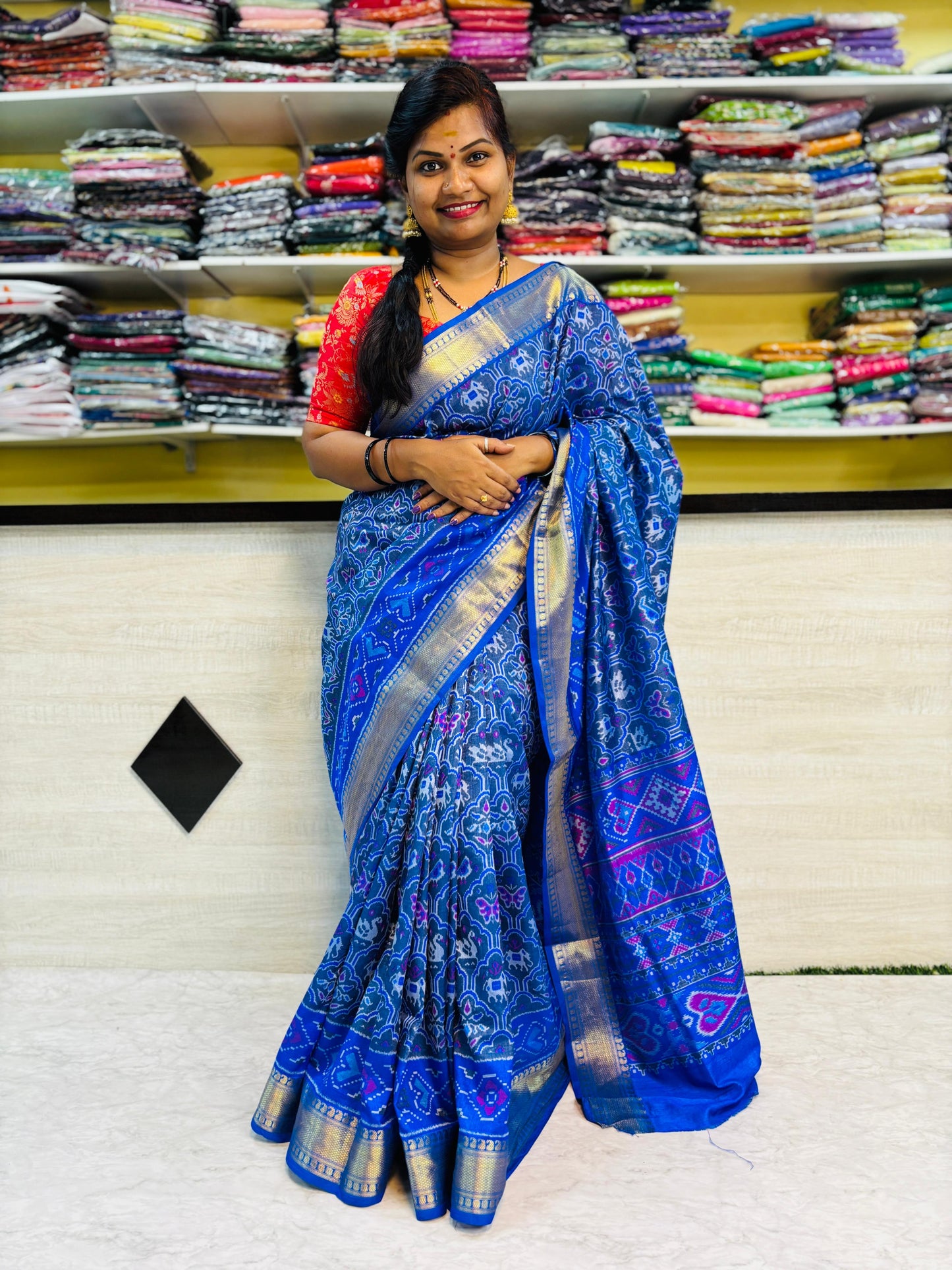 Pochampally small borders 42