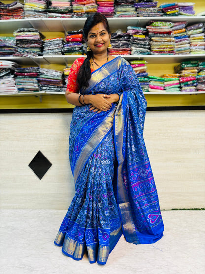 Pochampally small borders 42