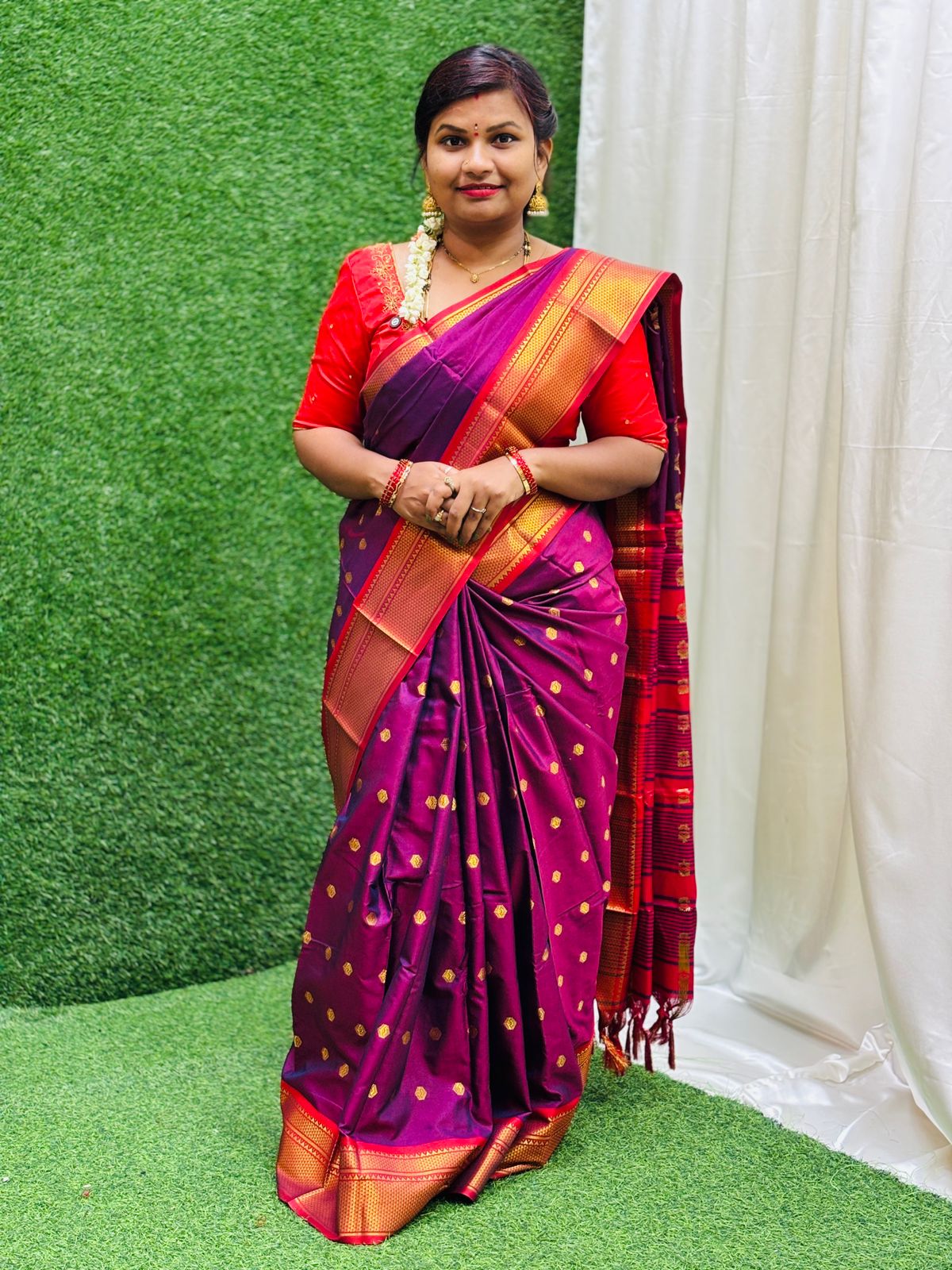 Kanchi Gadwal Saree