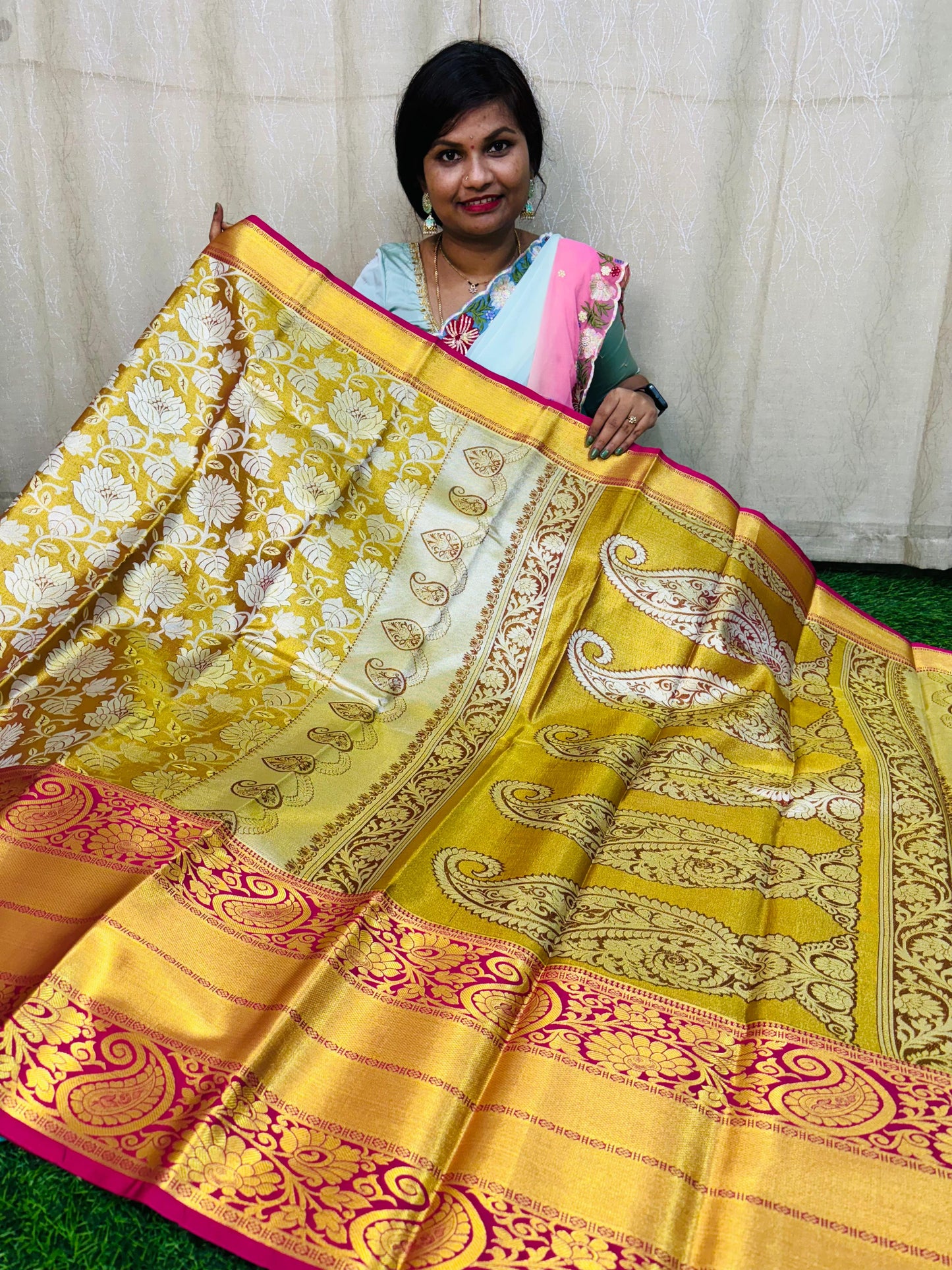 Semi Kanchi Pattu