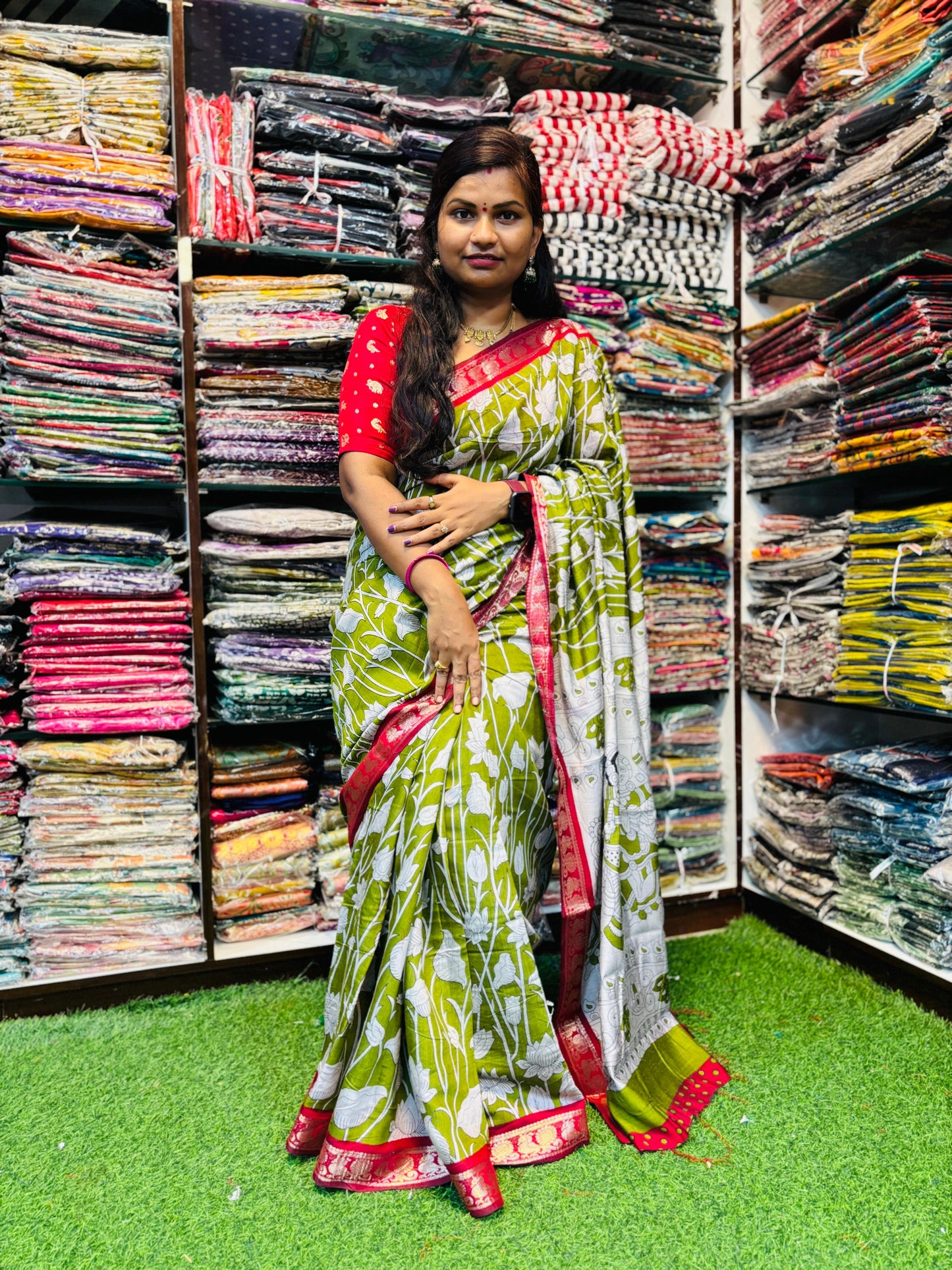 Maheswari silk with tulip designs