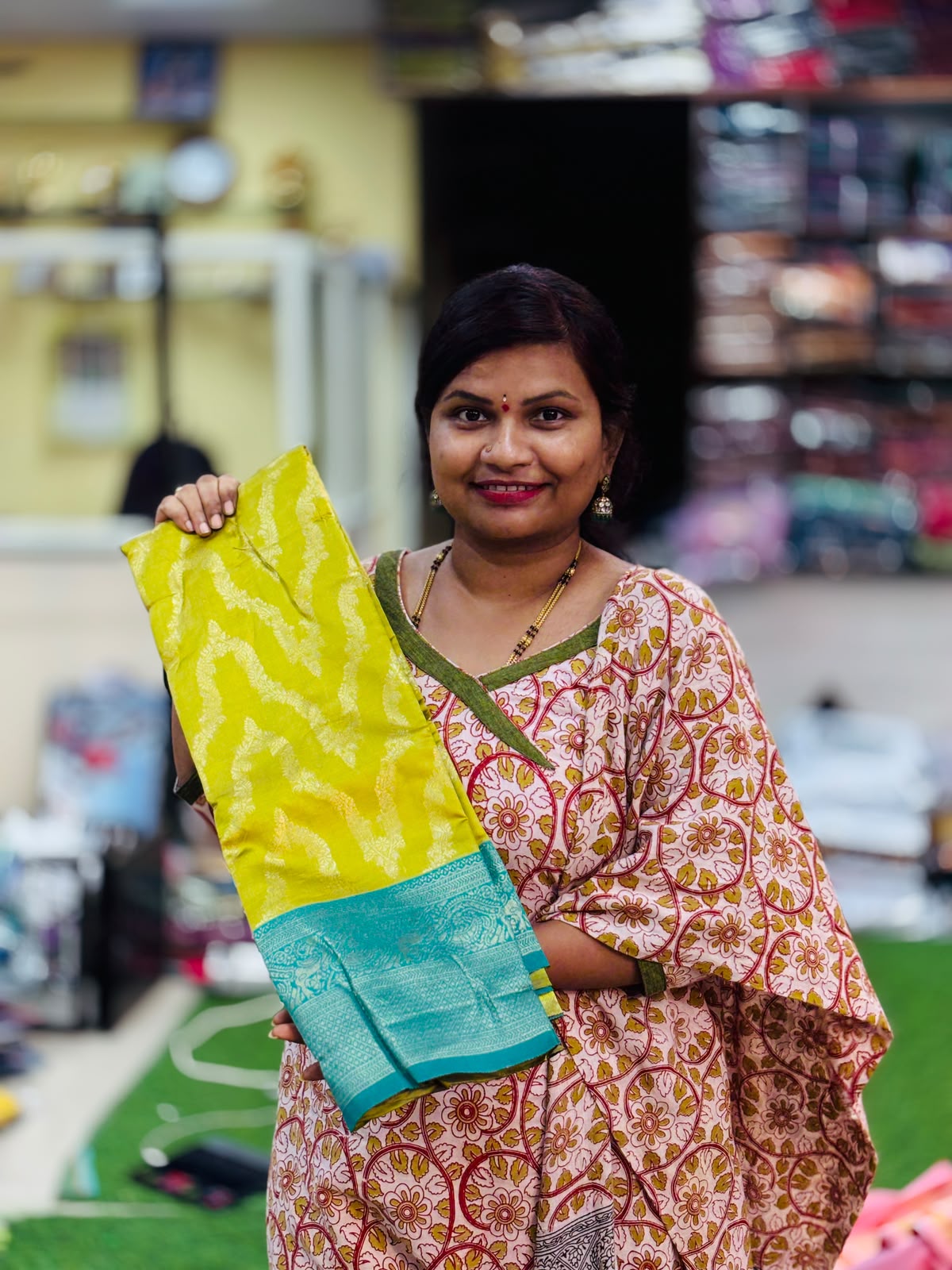 Necklace Banarasi Pattu Sarees Yellow